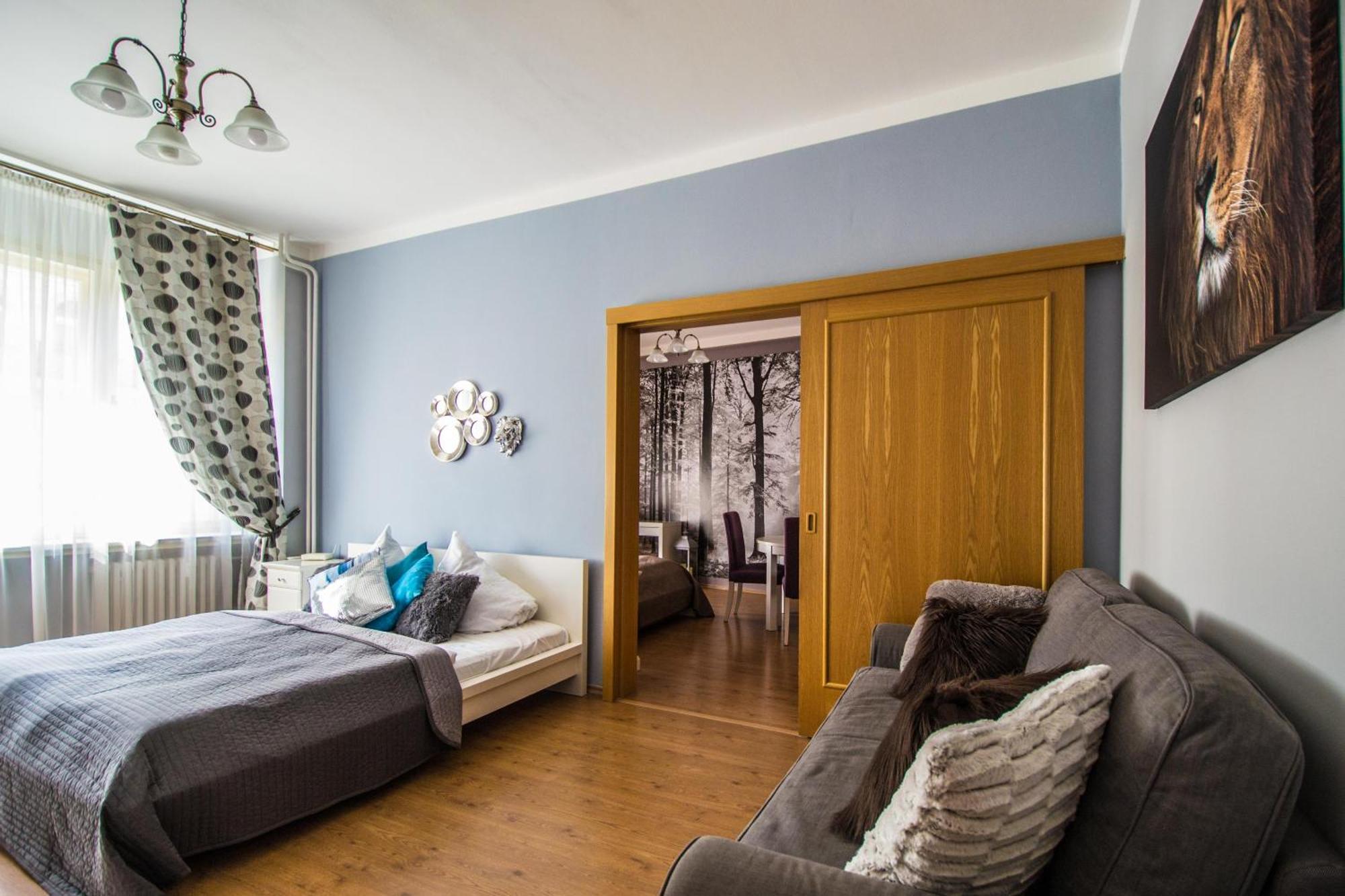 Main Prague Square Apartments Sauna And Fireplace מראה חיצוני תמונה