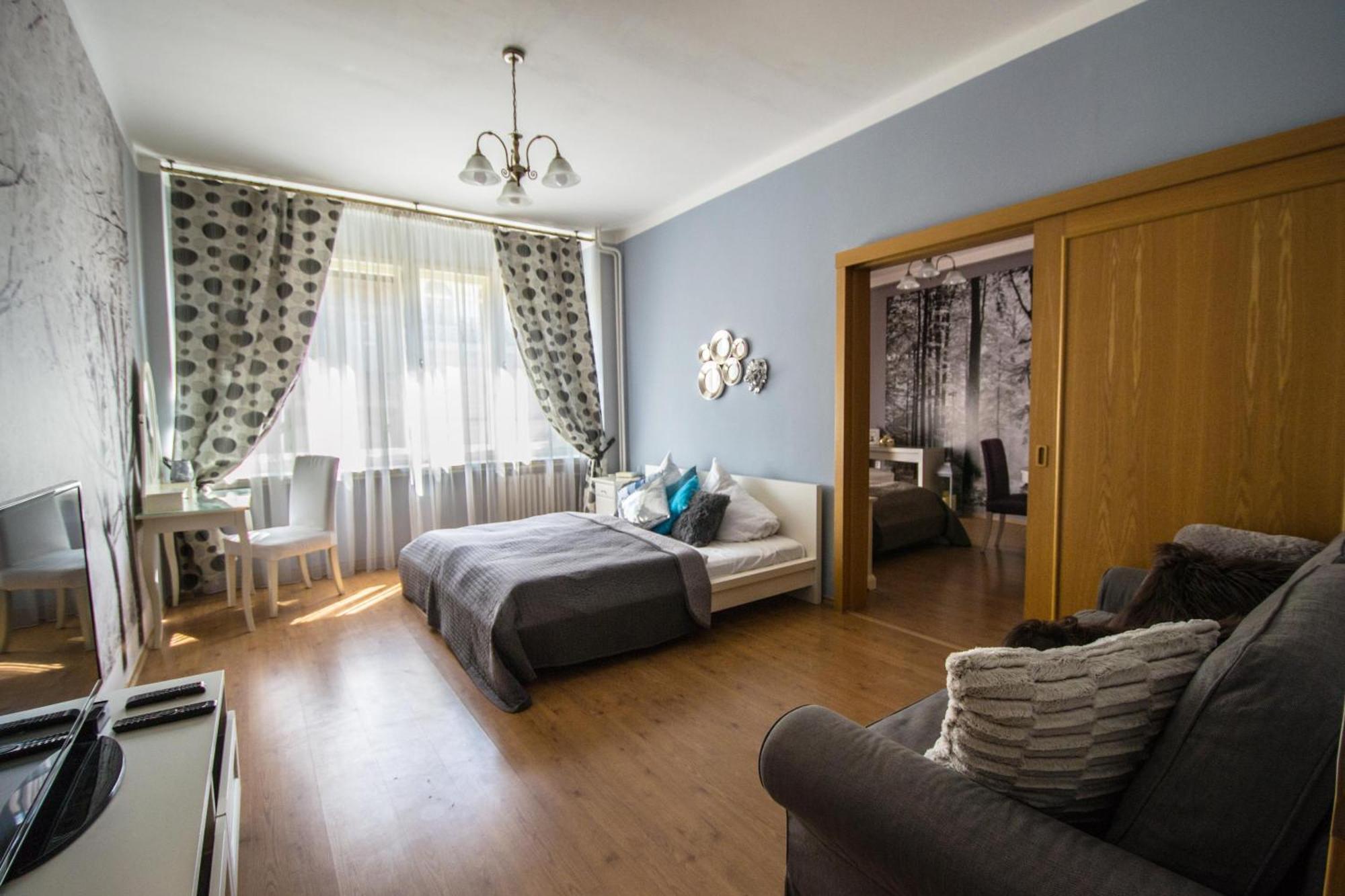 Main Prague Square Apartments Sauna And Fireplace מראה חיצוני תמונה