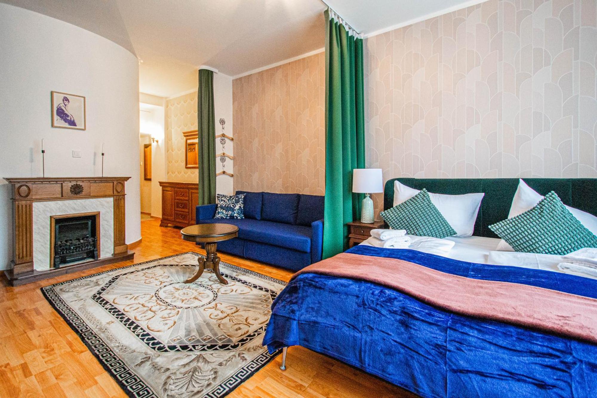 Main Prague Square Apartments Sauna And Fireplace מראה חיצוני תמונה