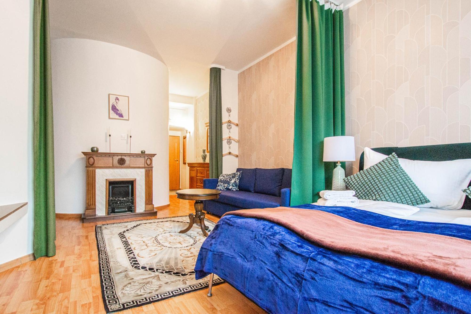 Main Prague Square Apartments Sauna And Fireplace מראה חיצוני תמונה