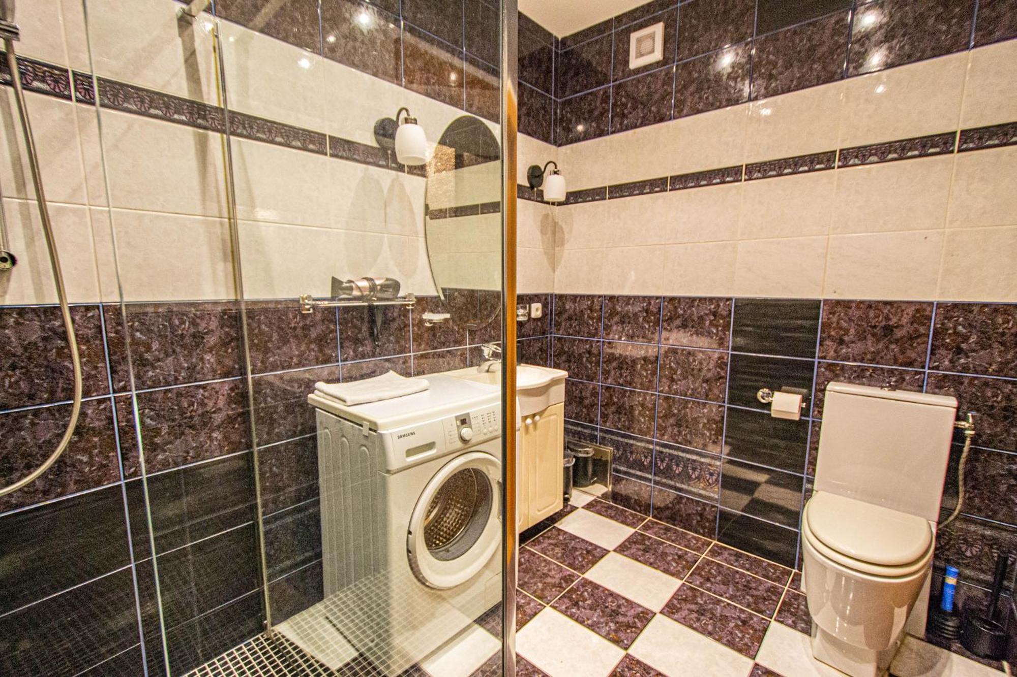 Main Prague Square Apartments Sauna And Fireplace מראה חיצוני תמונה