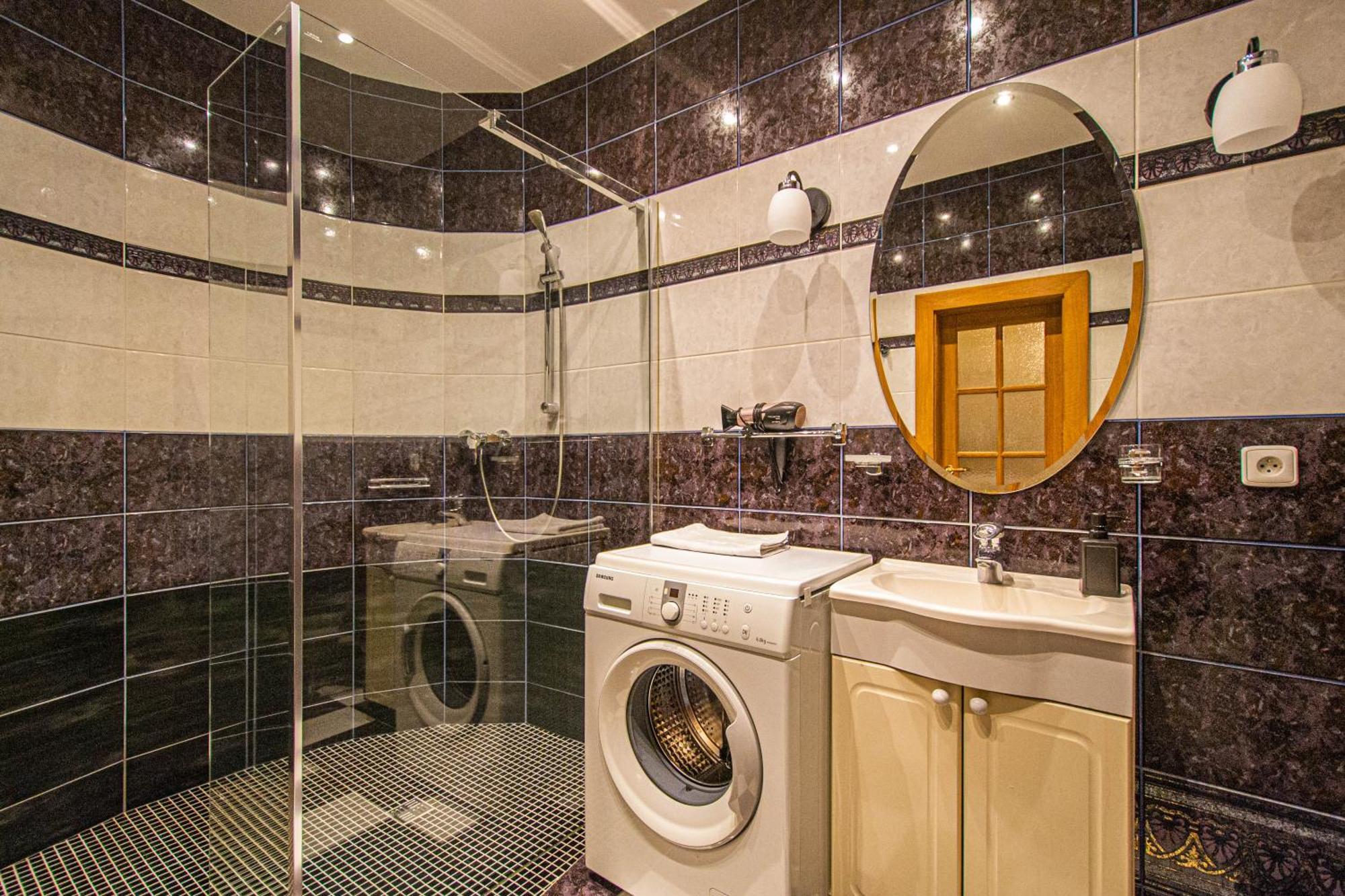 Main Prague Square Apartments Sauna And Fireplace מראה חיצוני תמונה