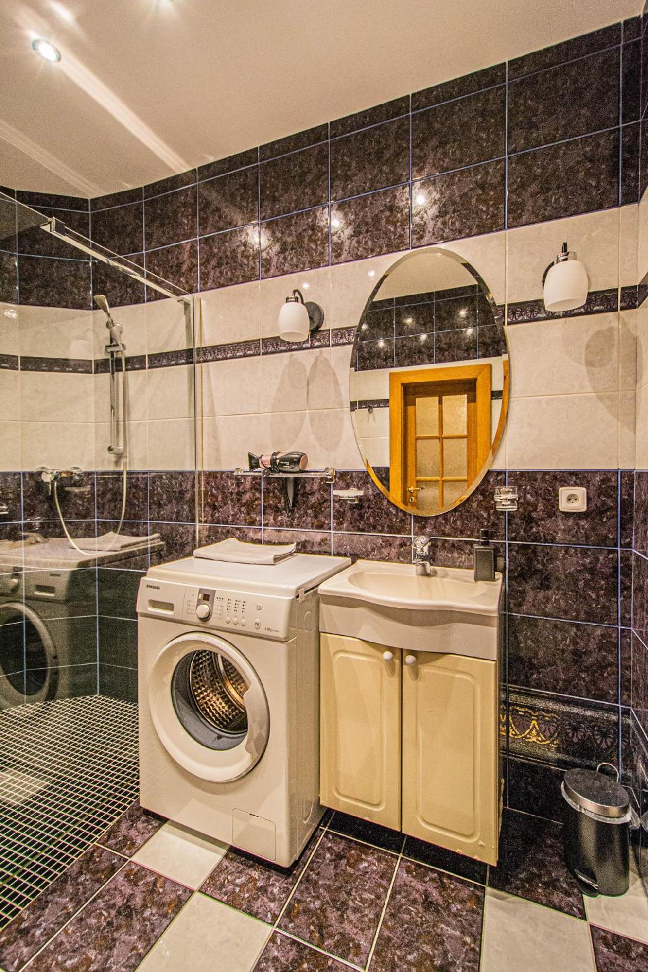 Main Prague Square Apartments Sauna And Fireplace מראה חיצוני תמונה