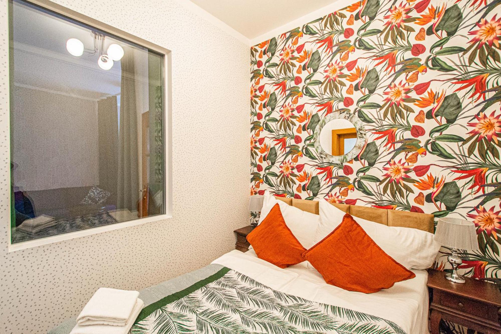 Main Prague Square Apartments Sauna And Fireplace מראה חיצוני תמונה