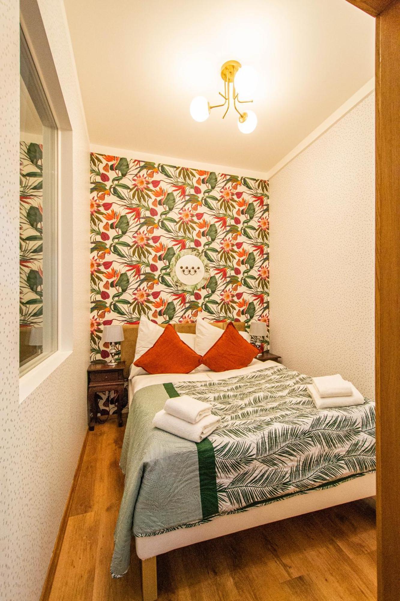 Main Prague Square Apartments Sauna And Fireplace מראה חיצוני תמונה